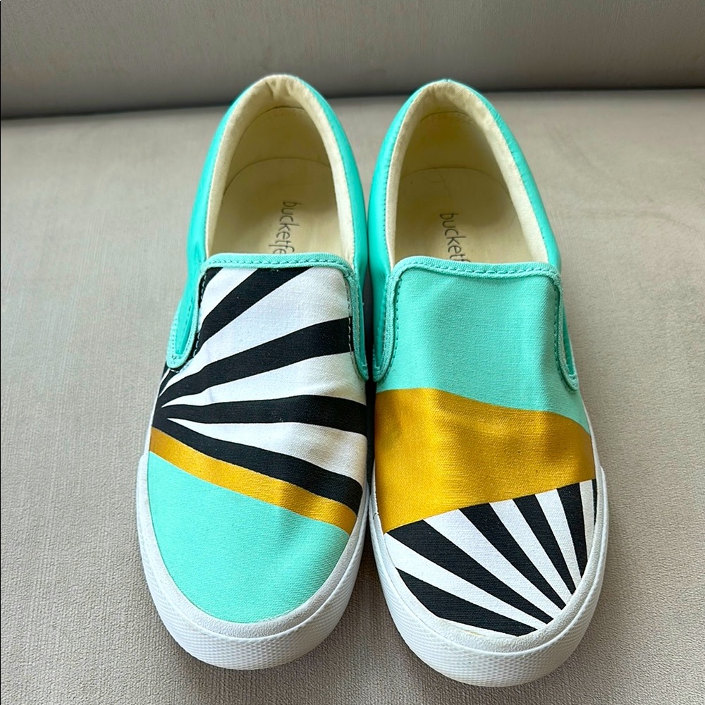 Bucket Feet Minty Fresh Slip-On Sneakers 9.5